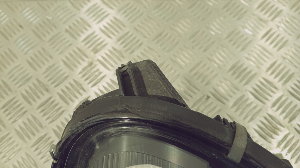 Mercedes slk ii w 171 04-11 a1718203261 оригінал hella лінза європа Київ