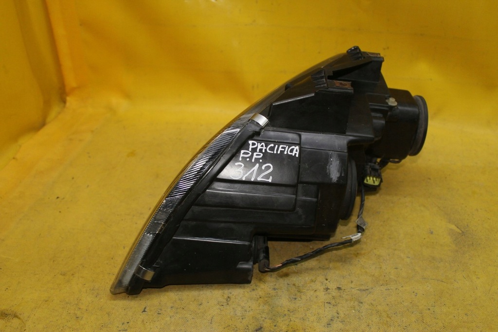 фото №5, Лампа правий перед передня pacifica i