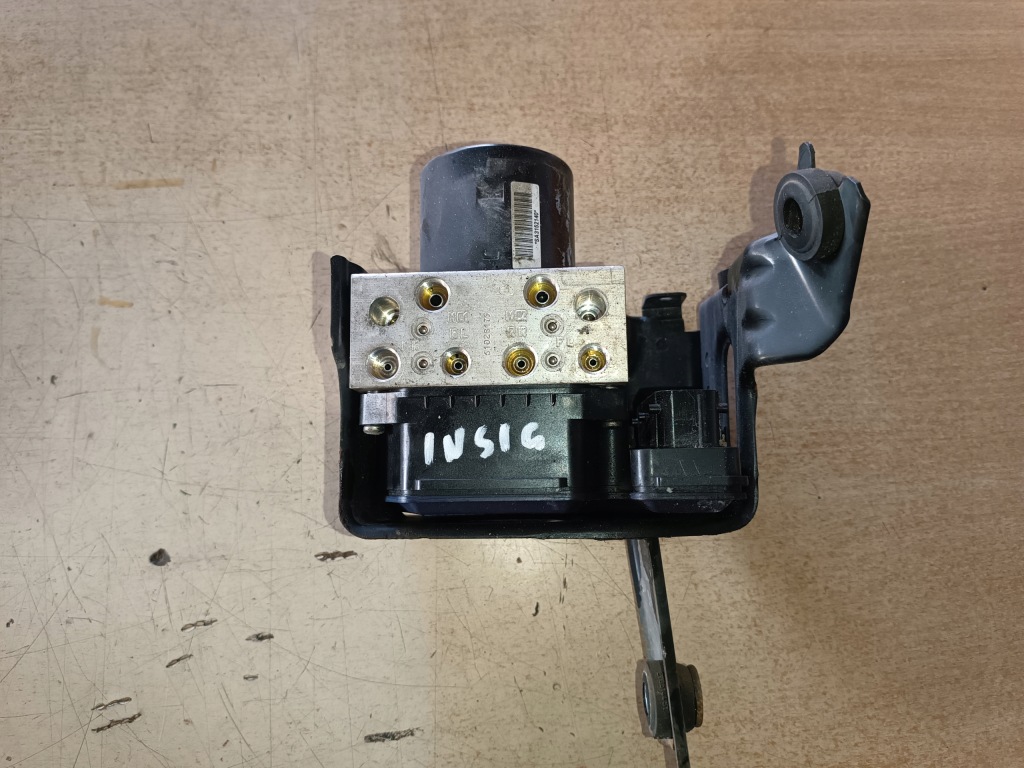 Купити Opel insignia a 2,0cdti насос abs 22757649