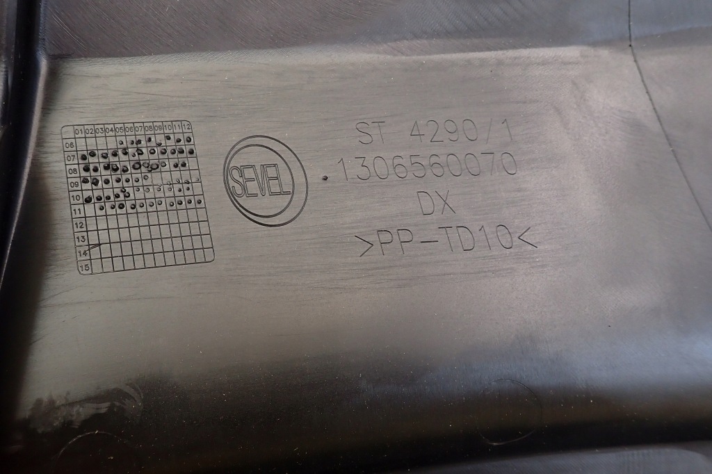 Бампер уголок перед правый передний fiat ducato 06- 1306560070 735423156 Цена