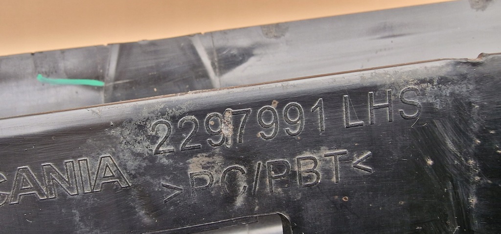 фото №5, Scania r s молдинг крыла подкрылок левая 2297991