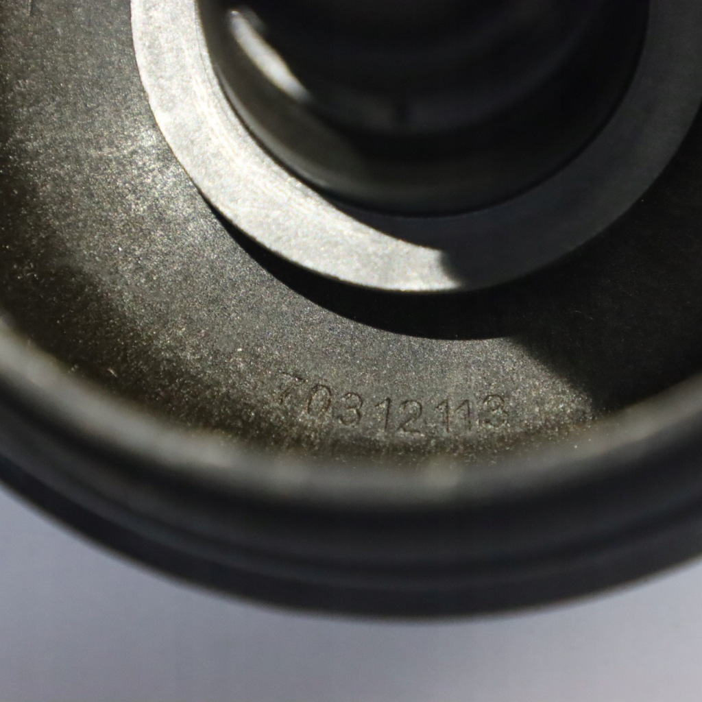 фото №12, Bmw e90 e92 m3 e93 s65 кришка корпус фільтра оливи 7838009