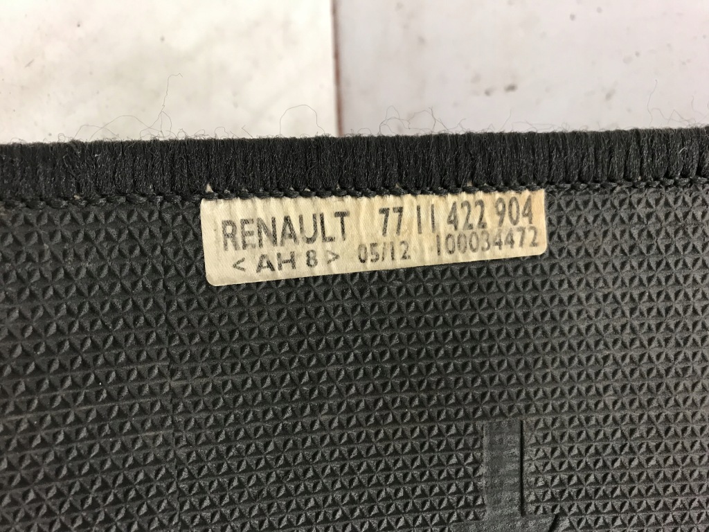 фото №11, Пол обшивка мат багажника renault laguna iii 3 7711422904 5 дверь