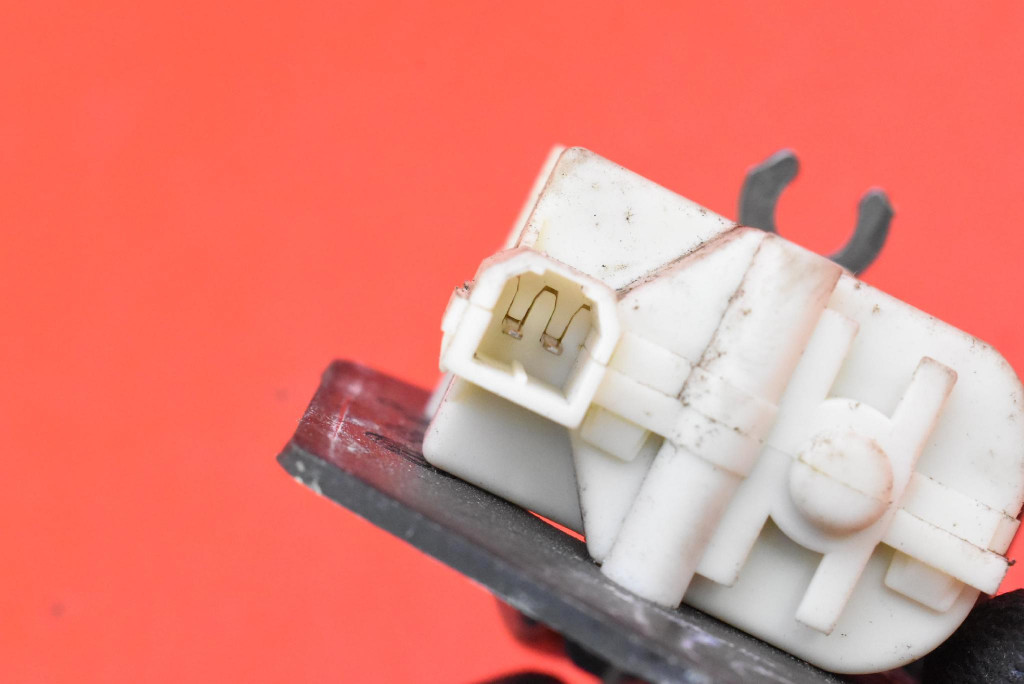 фото №9, Замок крышки задняя багажника lancia musa 1 i 04-07