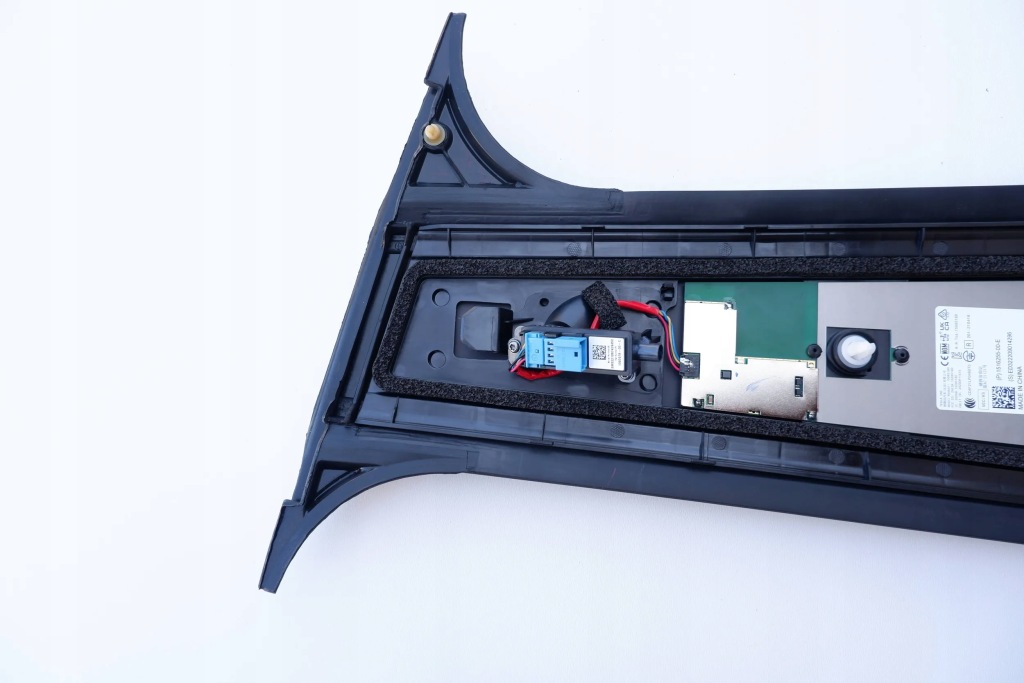 фото №6, Tesla y защита стойка b левая сторона 1516255-00-e