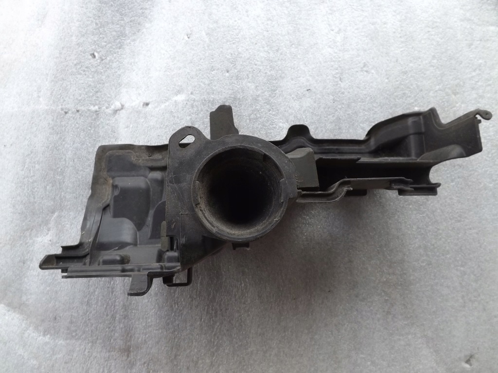 фото №6, Mercedes a klasa w177 1.5 cdi заливная горловина масла двигателя a6080760700