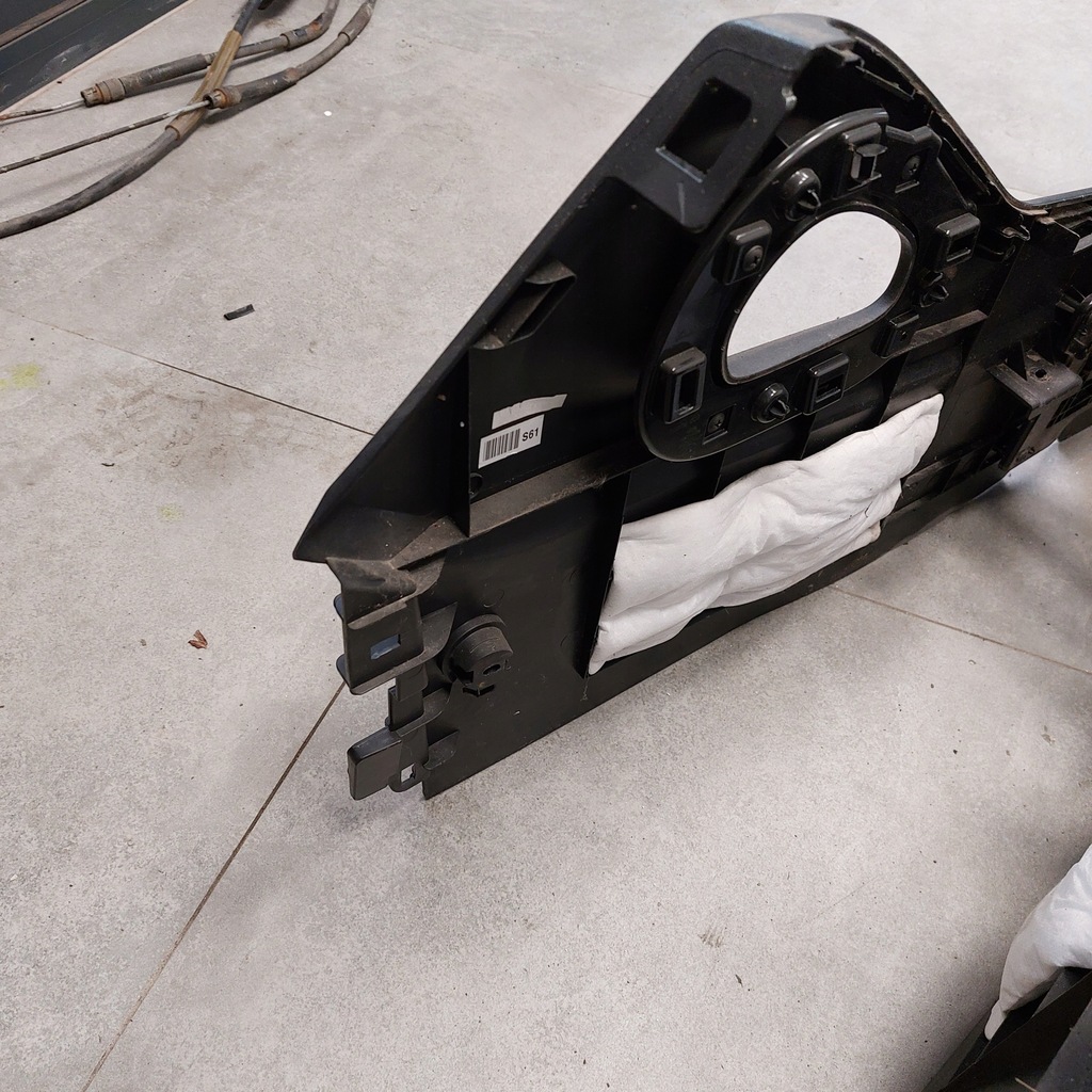 фото №12, Hyundai ix35 2013r подлокотник туннель средний