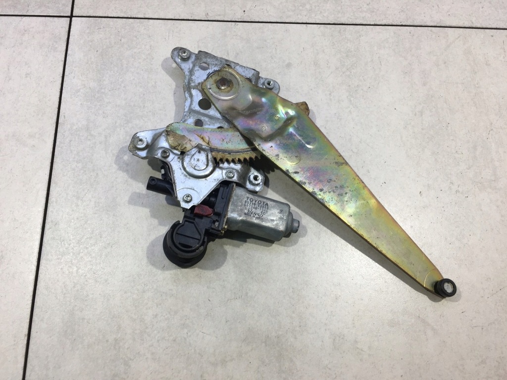 фото №1, Подъемник стекло левый задняя corolla verso e12