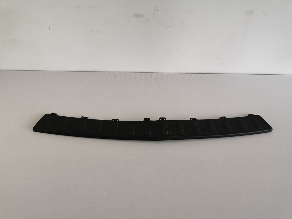 фото №1, Mercedes glk w204 молдинг накладка бампера задня