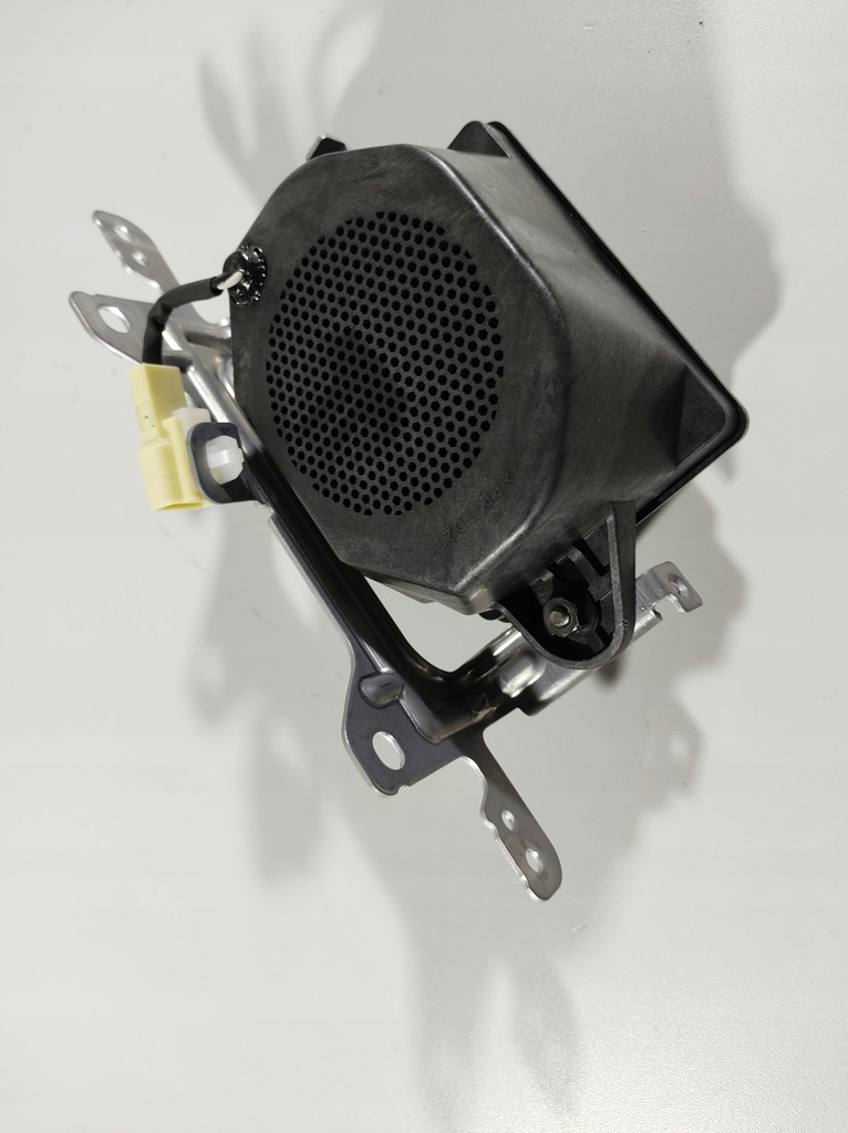 фото №9, Lexus is300h 13r speaker assy 86150-53020