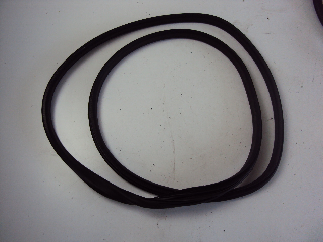 фото №1, Прокладка дверь левый задняя renault captur i 2013-