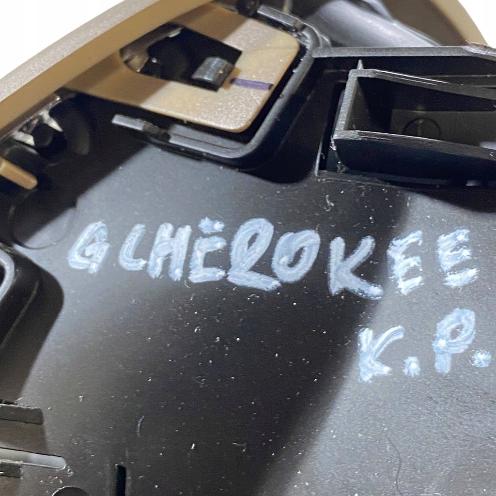 фото №9, Jeep grand cherokee 17 ліва сторона бічна решітка обдув панелі приладової панелі