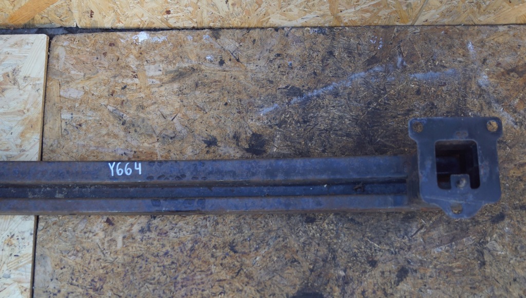 фото №8, Балка бампера перед peugeot 207