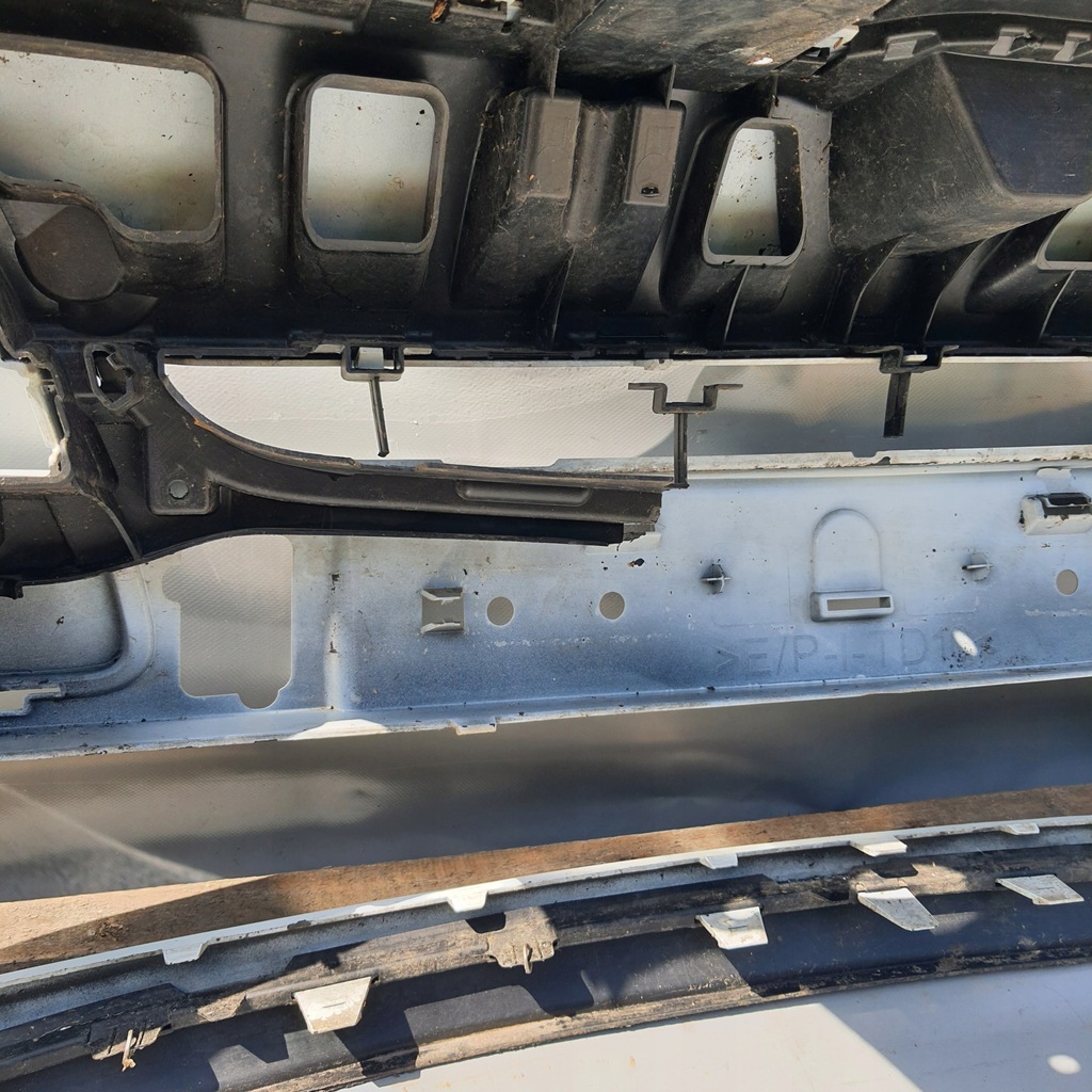 фото №10, Renault megane iii lift 11-13 бампер перед