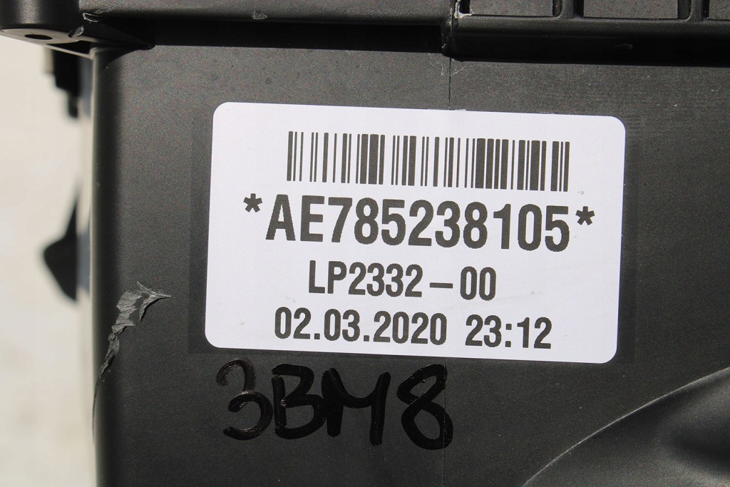 фото №13, Bmw 8 m8 фильтр воздуха 7852379 7852381 двигатель 4.4 v8 f91 f92 f93 корпус