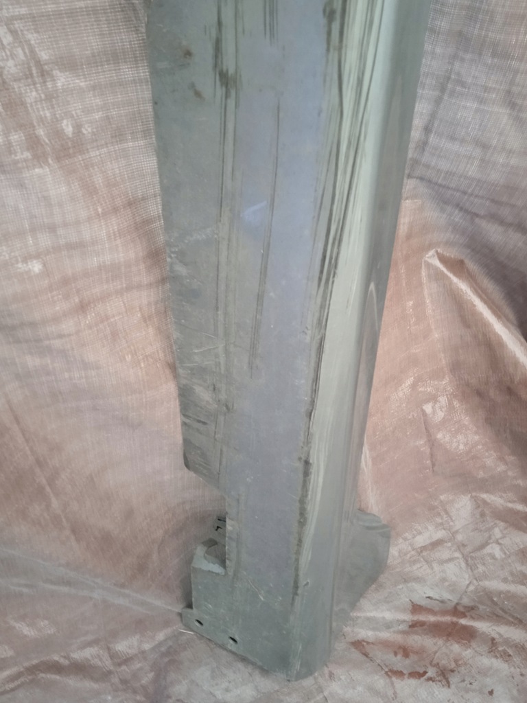 фото №9, Town country v 10- 20 молдинг порог правая usa