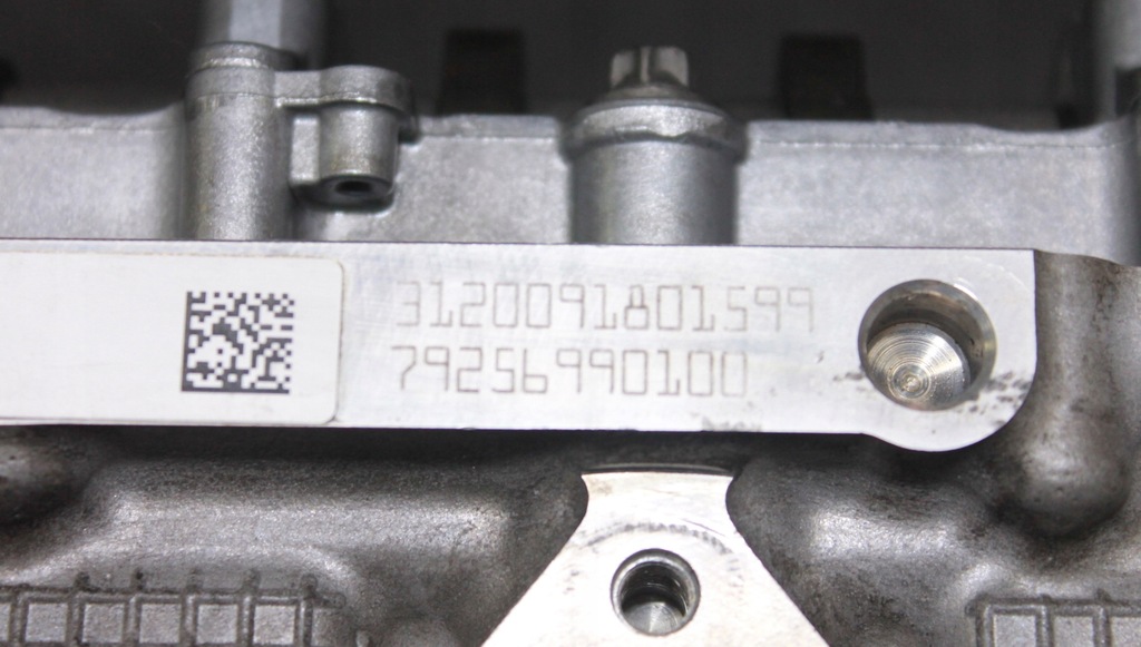 фото №13, Bmw g20 g30 g11 g15 g01 g05 g07 3.0d 4.0d b57d30a/b головка валы комплектная