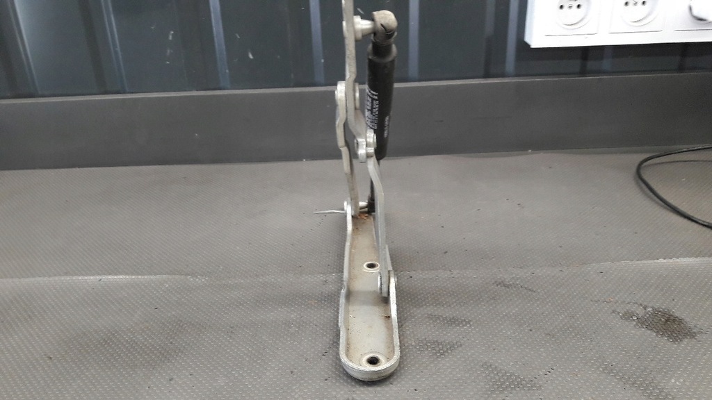 фото №4, 60651067 привід кришки alfa romeo 156