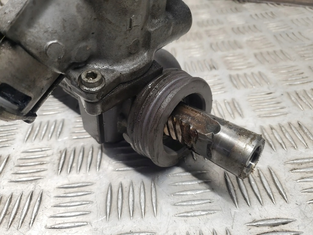 фото №5, Porsche cayenne 92a 7p5422063n з передній рулева передача кермові