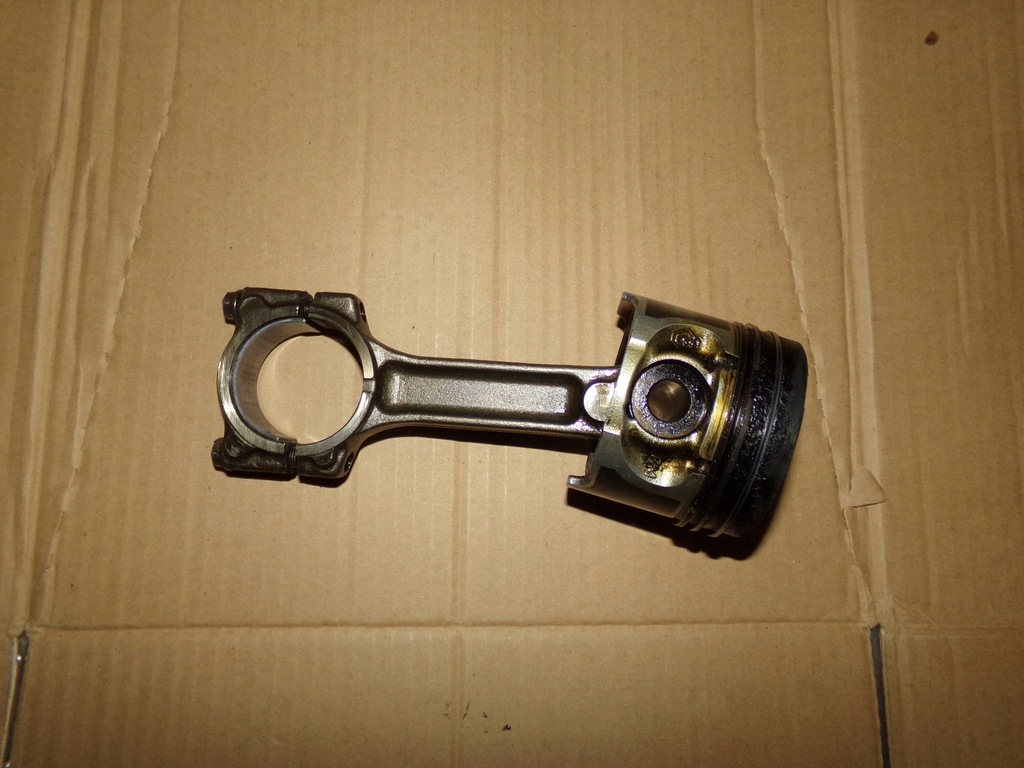 фото №1, Поршень шатун clio megane ii scenic ii 1.5 dci