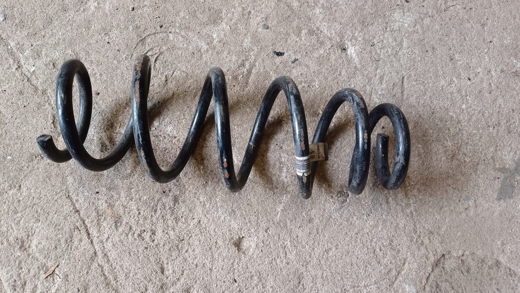 фото №1, Volvo s90 v90 2.0 d пружина передняя