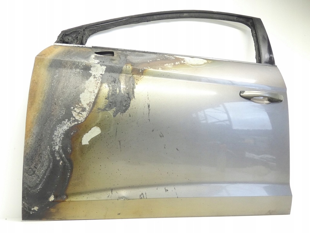 фото №1, Дверь левая левый перед передние leon iii 5f 5d ls7k