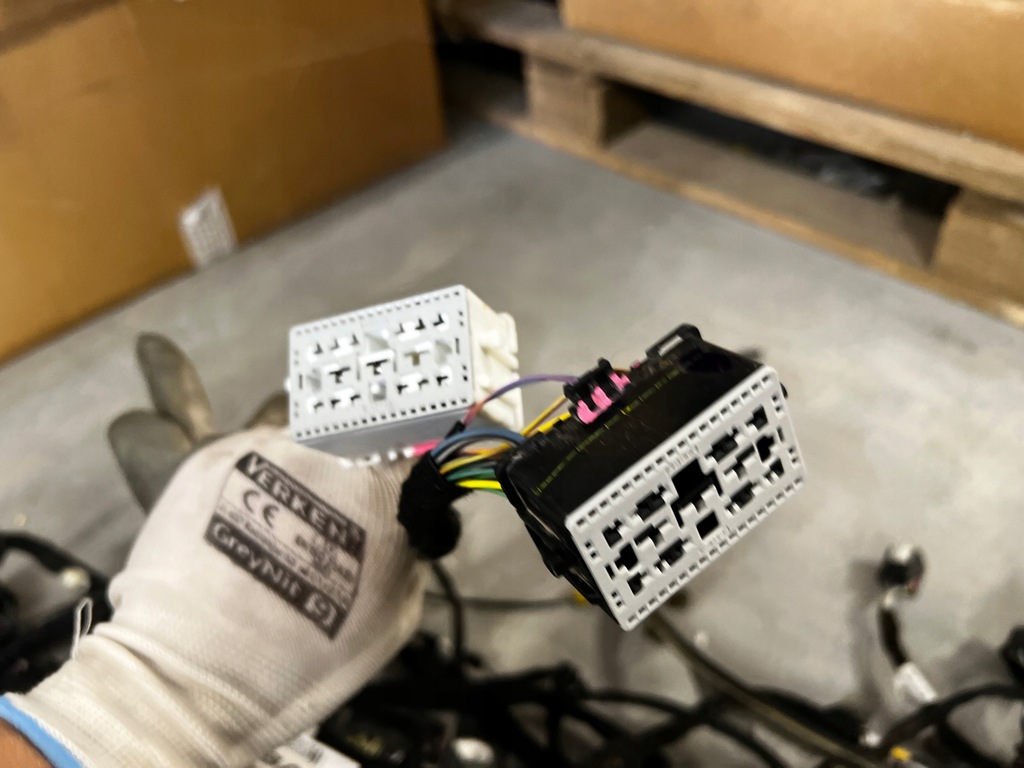 фото №12, Проводка джгут панелі приладової панелі консолі ford escape mk4 1.5 eb