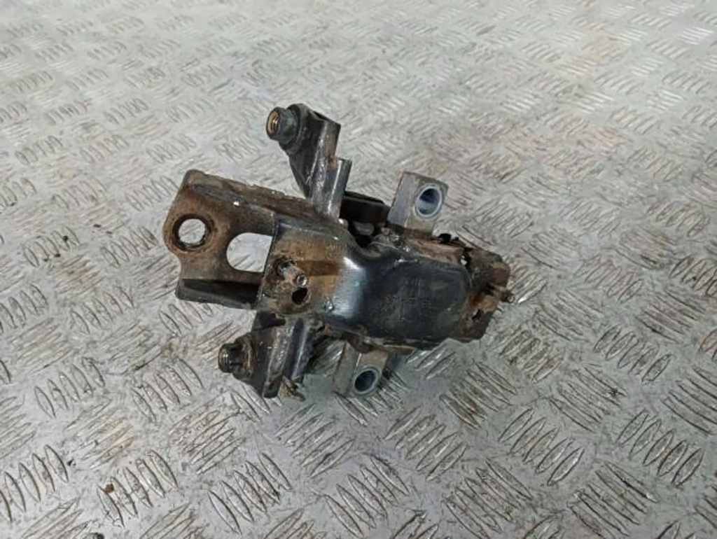 фото №1, Кронштейн подушка коробки audi a1 8x 1.6 tdi