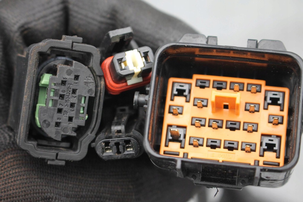 фото №9, Джгут поперечина перед 2 x клаксон датчик температури kia ceed iii 18-