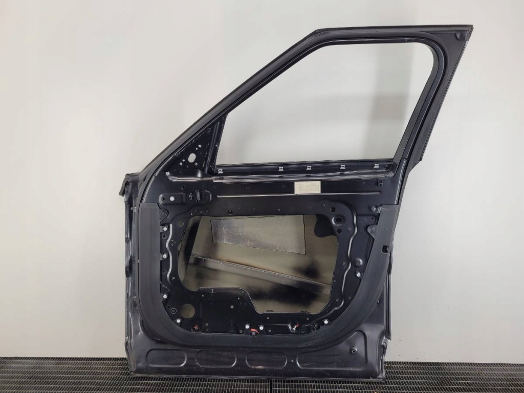 Двері перед передні праве голий range rover sport 2 l494 lkt Оригінал