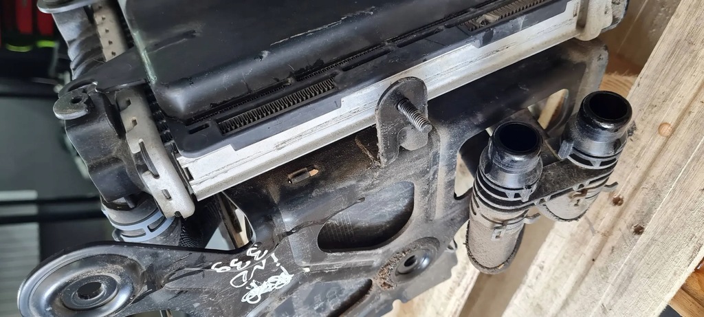 фото №8, S3 8v sedan a3 дополнительная радиатор wody впуск левая 2.0 tfsi