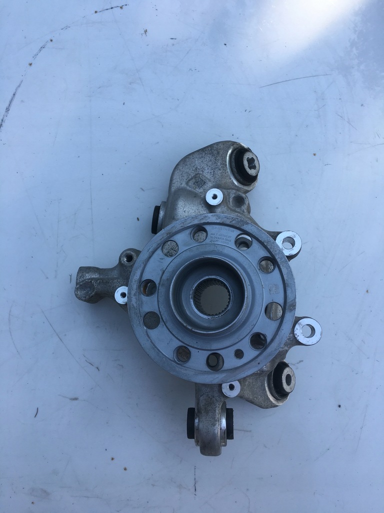 фото №1, Mercedes c klasa w206 поворотный кулак ступица левая задняя