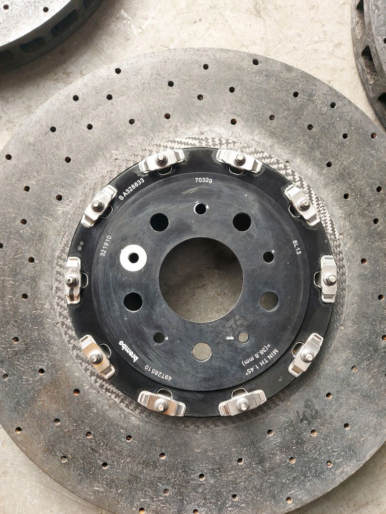 фото №13, Ferrari 488 тормоза тормозные диски суппорты ceramika комплект 49t22110 49t28510