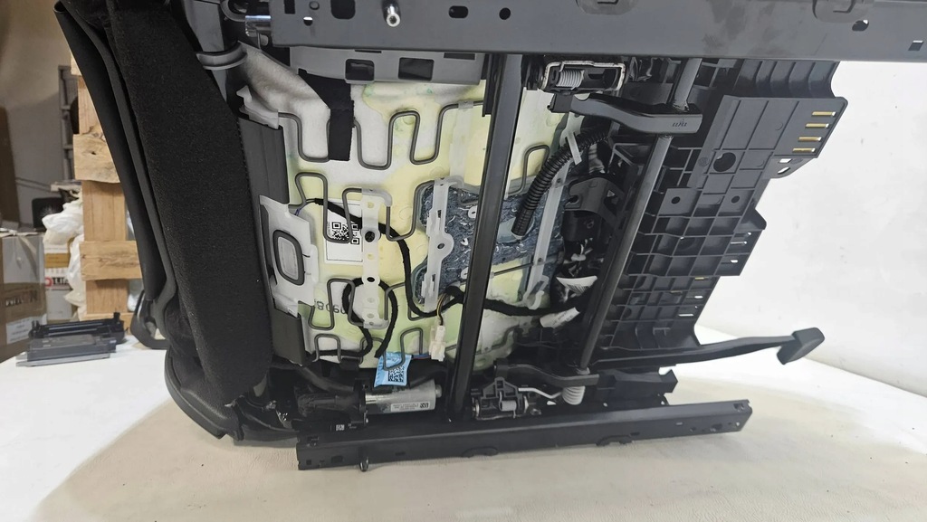 фото №10, Сиденье водителя пассажира mercedes c-klasa a206 w206 nowe оригинальные кожа