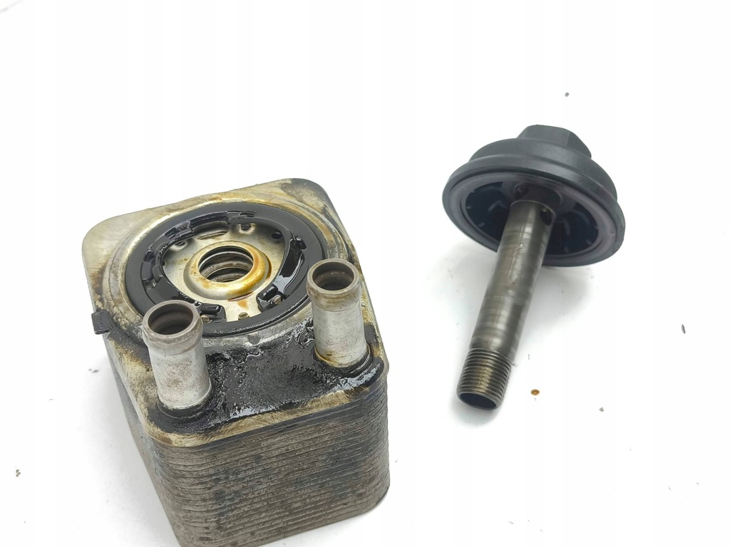 фото №10, Porsche cayenne 92a 2011 корпус фильтров масла