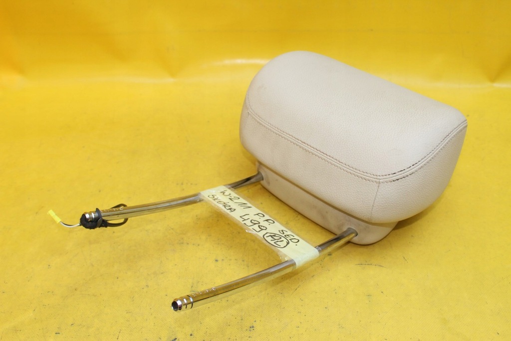 фото №1, Подголовник правый перед mercedes w211 кожа