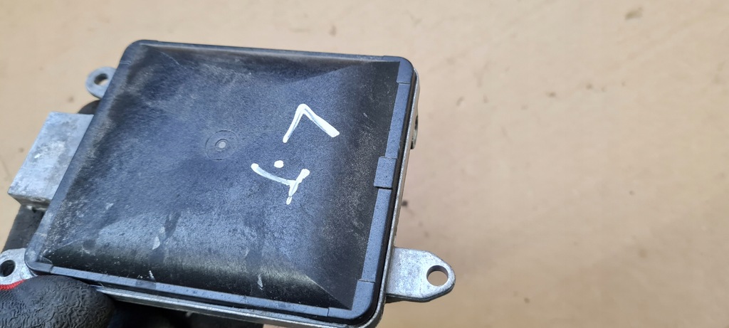 фото №7, A7 4g ассистент переключения поперечина движения левый задняя 4g0907566j a6 c7 4g