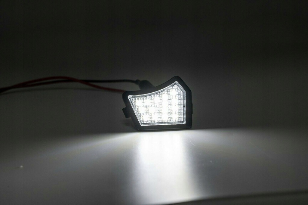 фото №4, Volvo фонари led зеркало освещение