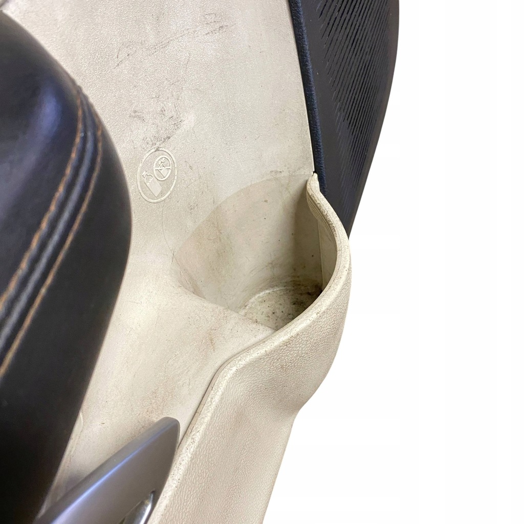 фото №13, Dodge challenger 2016 левая сторона обшивки / обшивка дверь передних