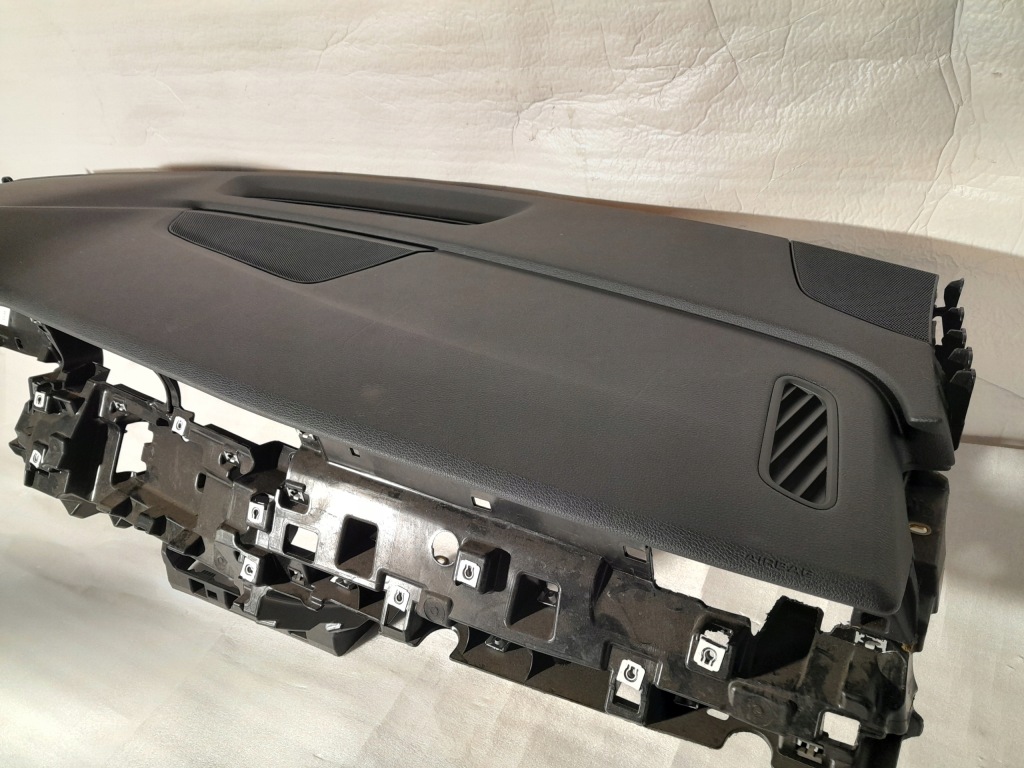 Audi q8 4m приборная панель приборная с Разборки