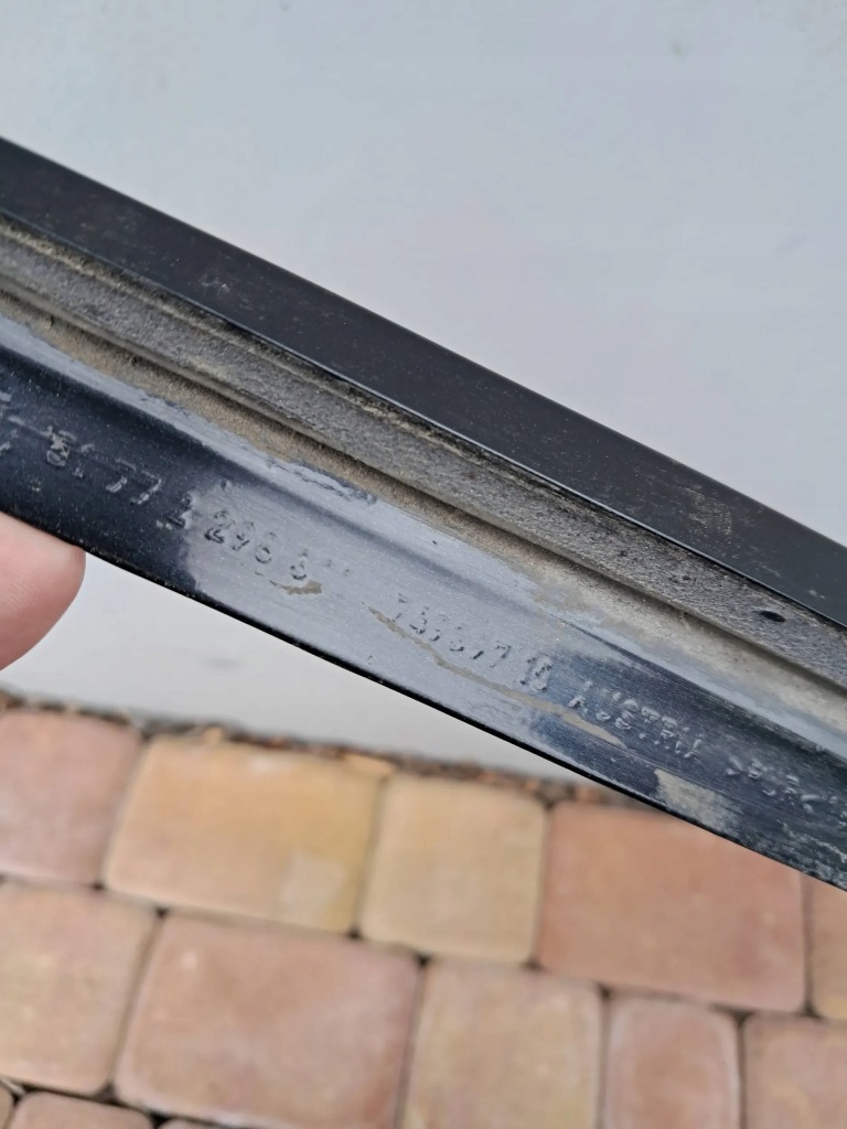 Bmw f22 молдинг performance левая 2298287 Недорого