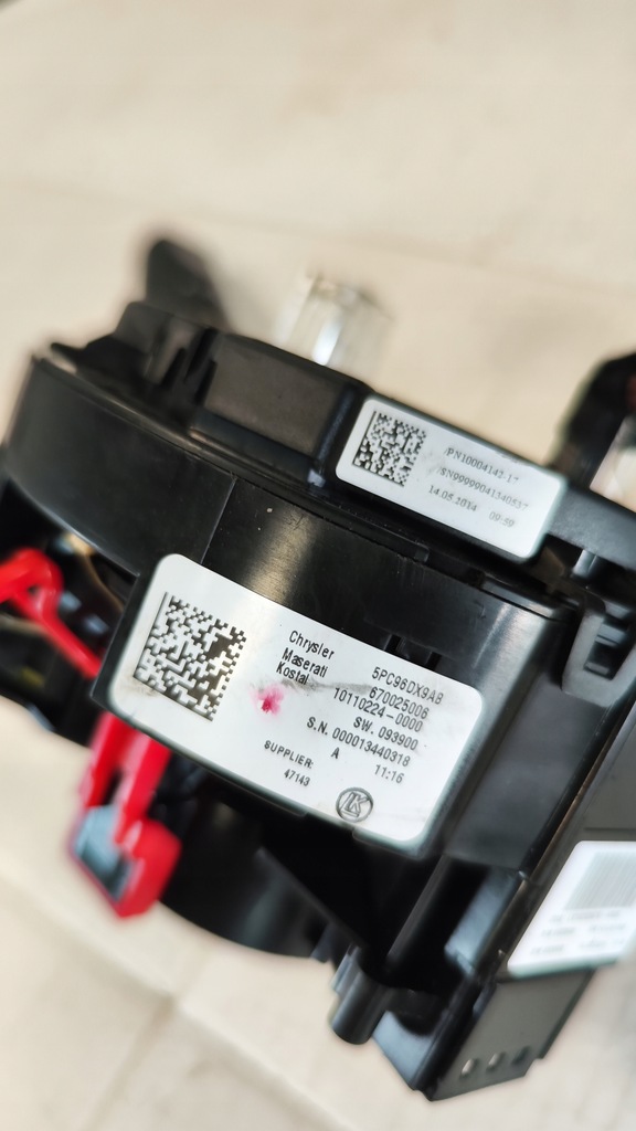 фото №8, Переключатели лента шлейф maserati ghibli 670025006