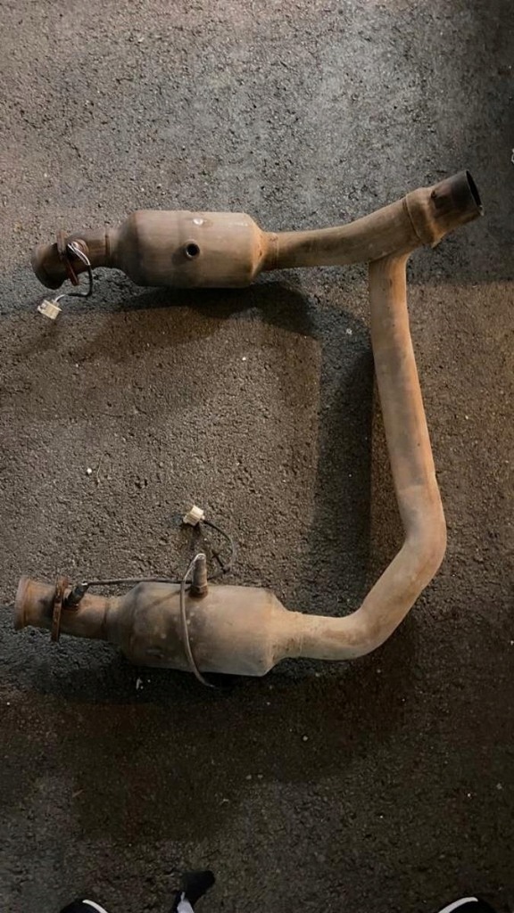 фото №1, Dodge ram 2014-2018 5.7 катализатор выхлоп гаситель