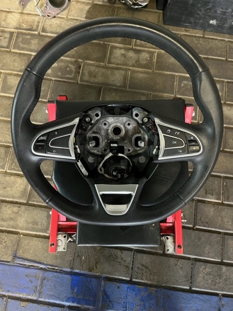 фото №1, Воздуховод renault megane iv мультифункция кожа