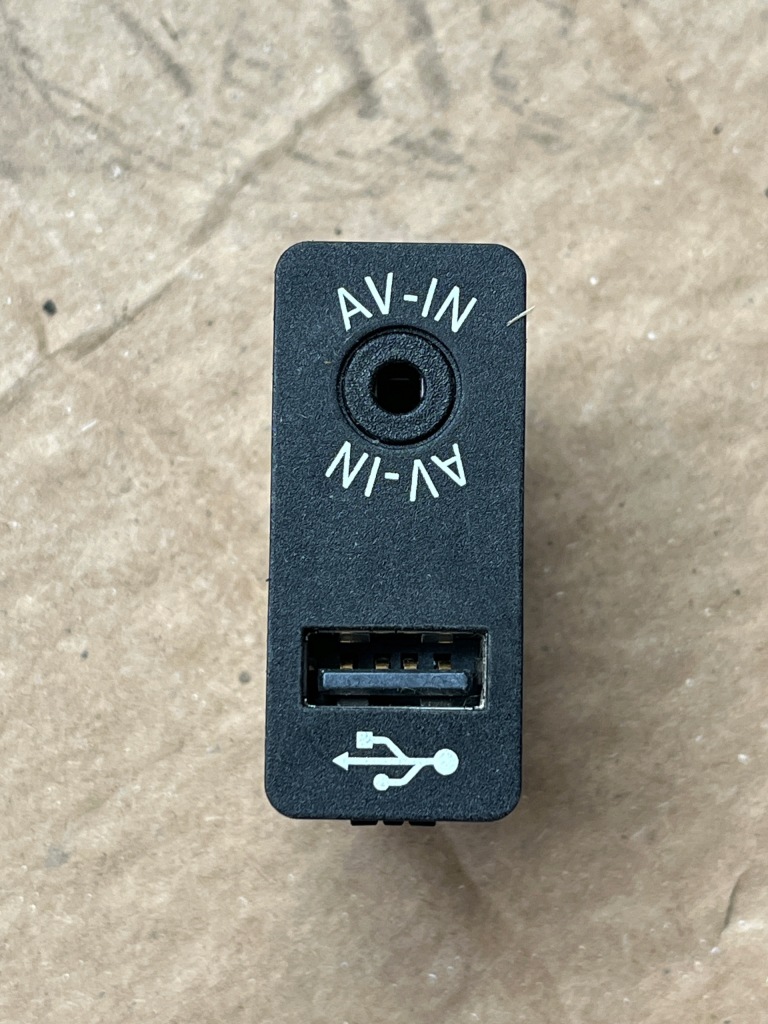 Купить 17 mini r56 r55 r57 r60 r61 разъём aux usb 9229242