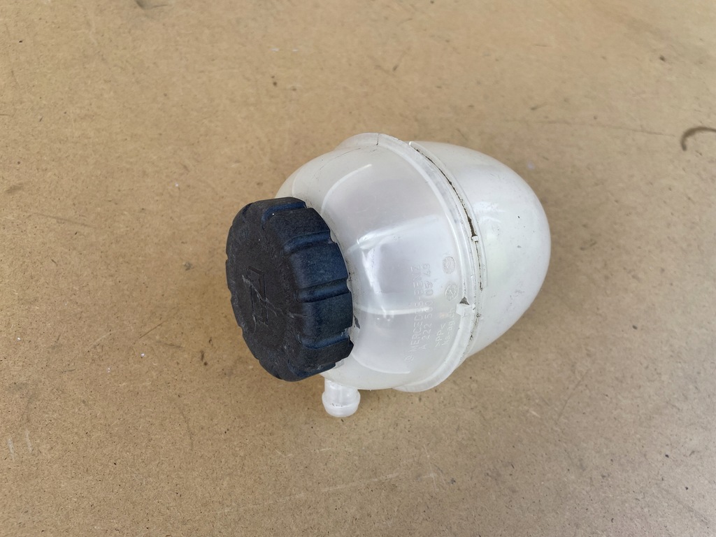 фото №5, Mercedes w 205 222 glc 253 бачок розширювальний