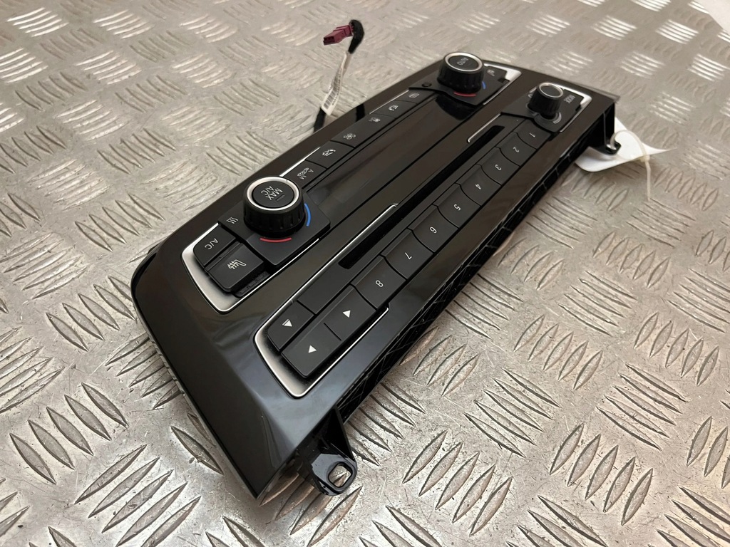 фото №6, Bmw 4 f36 gran coupe 2018 панель кондиционера