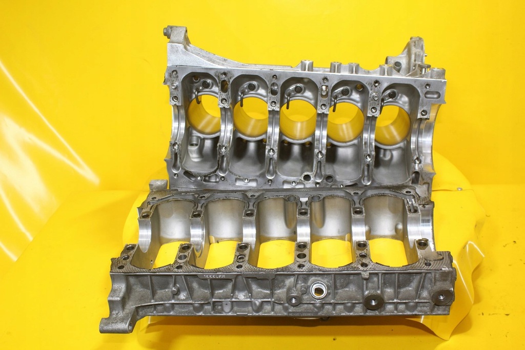 фото №12, Блок двигуна volvo s60 ii xc60 ii v70 s80 ii 2.4 d biturbo d5244t17