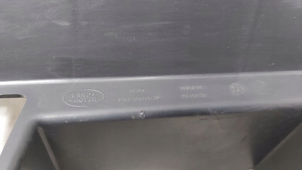 фото №7, Land rover оригінальний номер dk62-17b861-ab напрямна бампера заднього