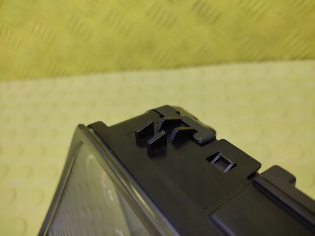 Bmw 1 e87 2.0 d панель приборы 6947136 в Украине